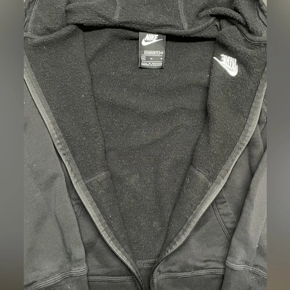 Nike Kids Fullzip Hoodie. *Excellent Condition*. Size M - Picture 4 of 6